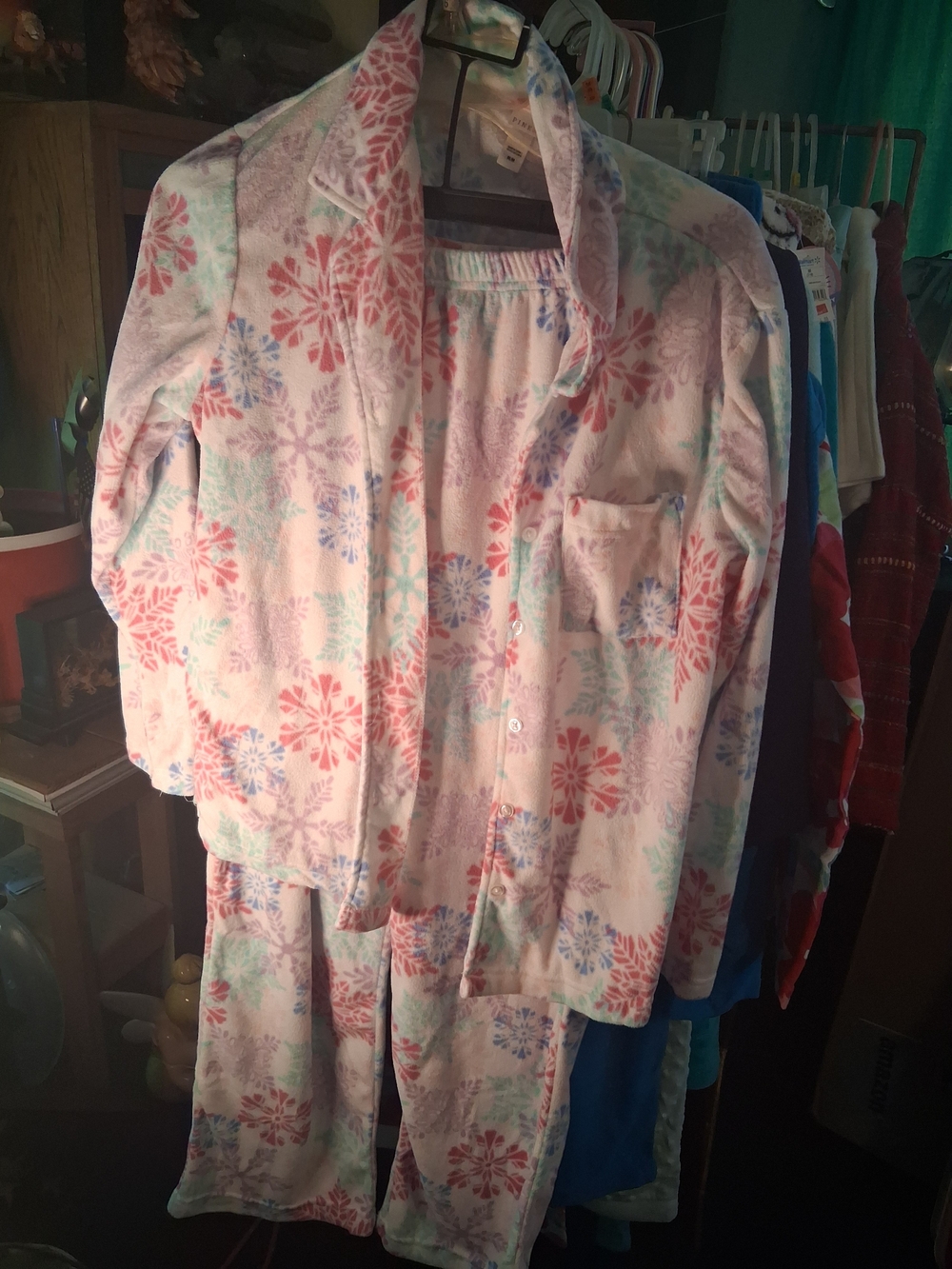 PINK Victoria's Secret Kids Pink Snowflake Fleece Pajama Set